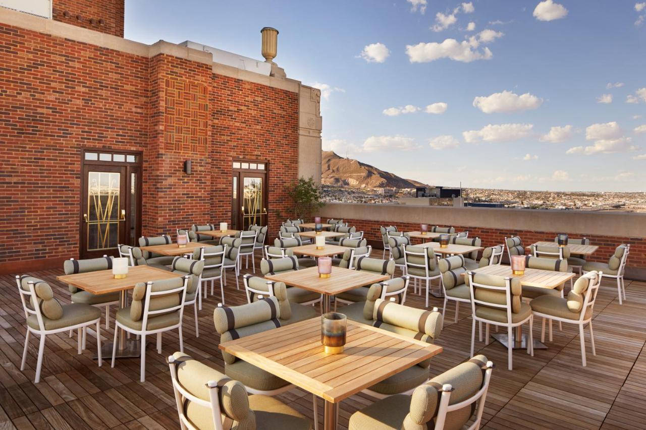 The Plaza Hotel Pioneer Park El Paso Extérieur photo The rooftop bar at the Hotel